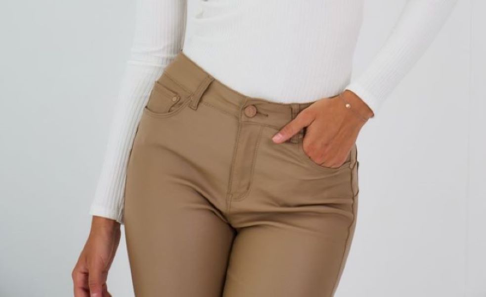 Flared push up  broek  "Leather" | Beige