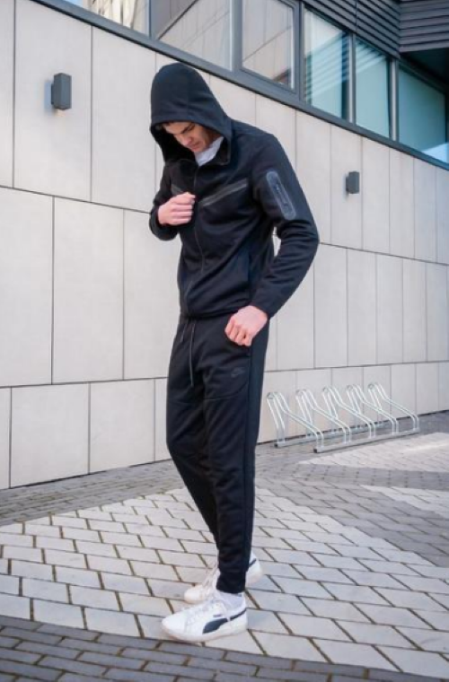 Nike | Tech Fleece tracksuit | Zwart | M